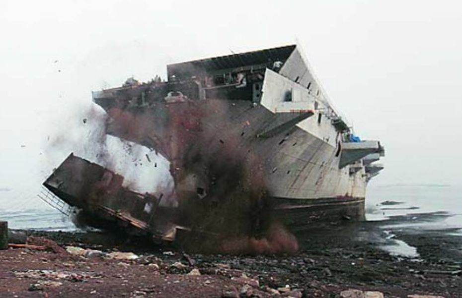 INS Vikrant INS Vikrant