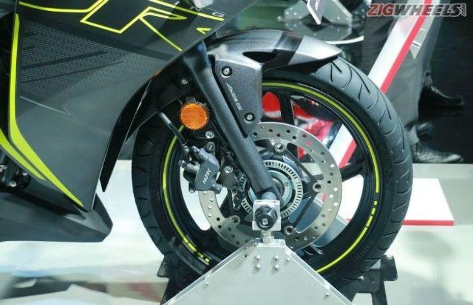 2018 Honda CBR250R unveiled at Auto Expo