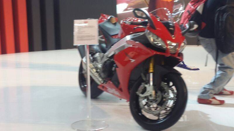 Aprilia RSV4 R ABS