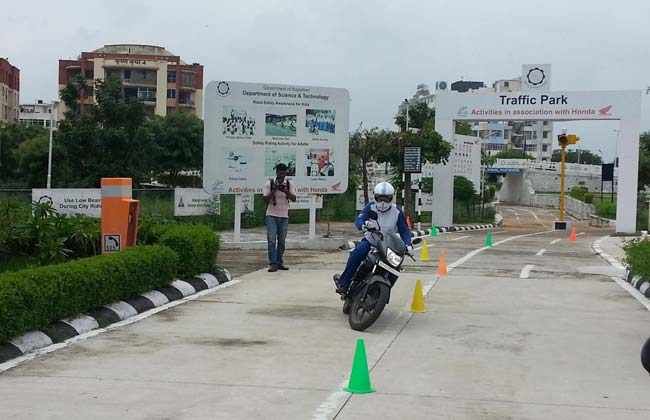 Honda Two-Wheelers strengthens safety riding training in Jaipur