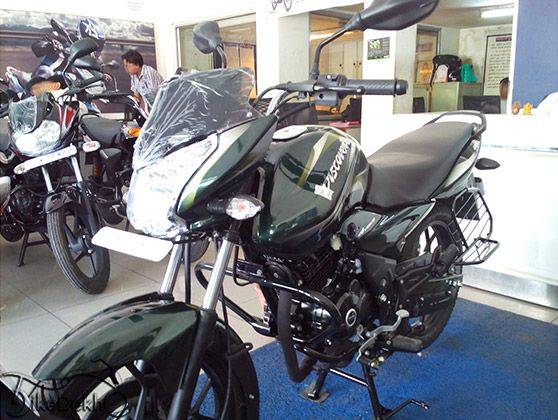 Bajaj Discover 150S