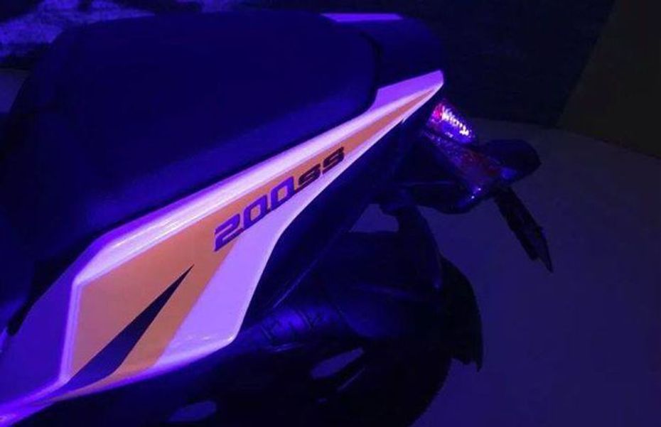 Bajaj Pulsar 200SS