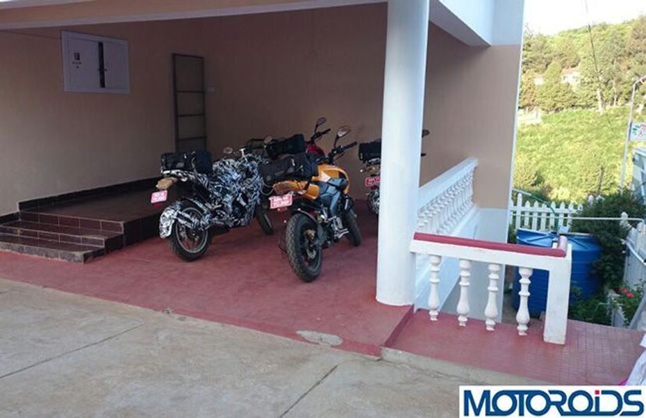 Bajaj testing Pulsar 375 and 200NS ABS-FI together?