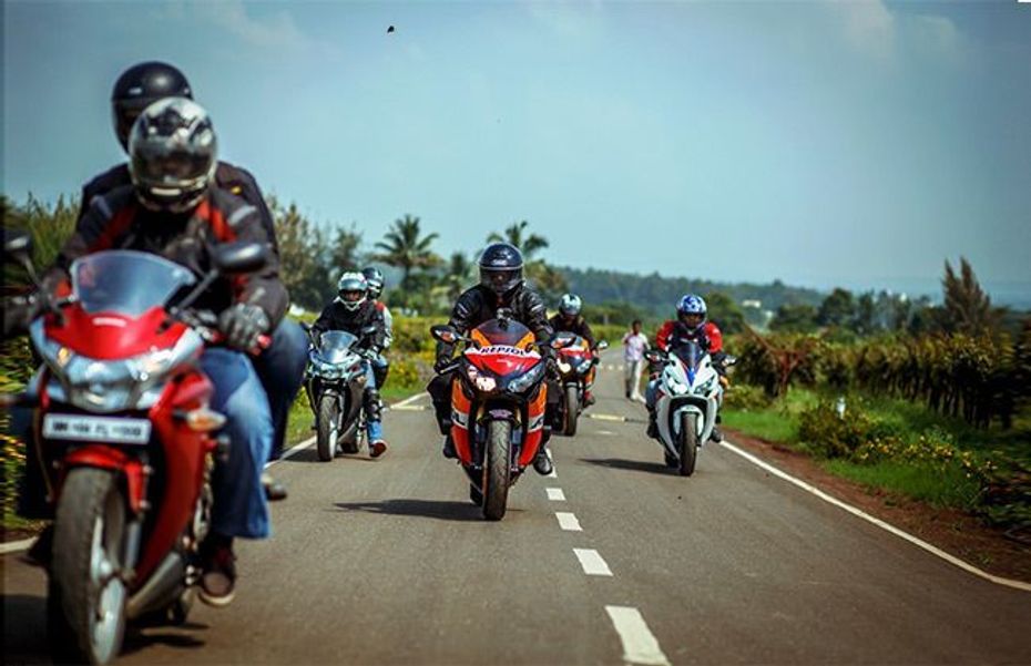 Honda flags off â??Super bike Customer Ride'