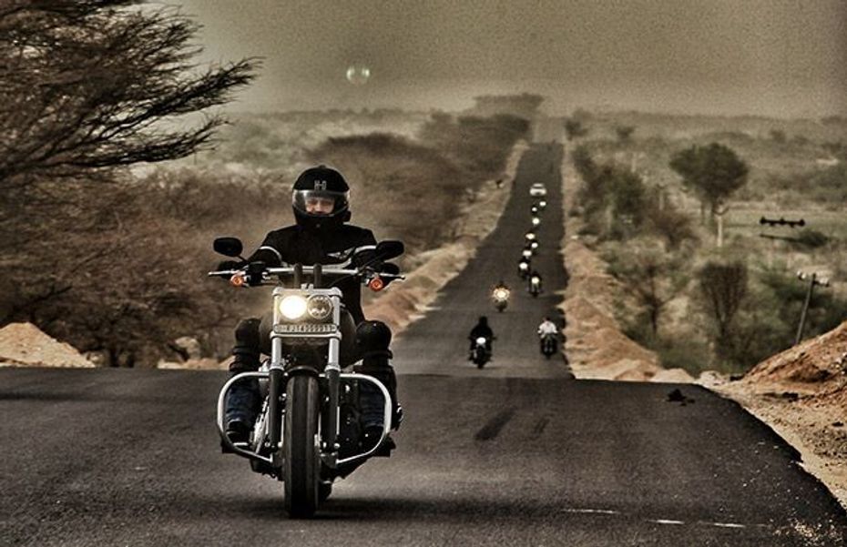 Witness H.O.G rally of over 300 Harley Davidson Owners in Pushkar Witness H.O.G rally of over 300 Harley Davidson Owners in Pushkar