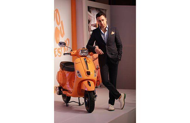 Imran Khan with Vespa S 125