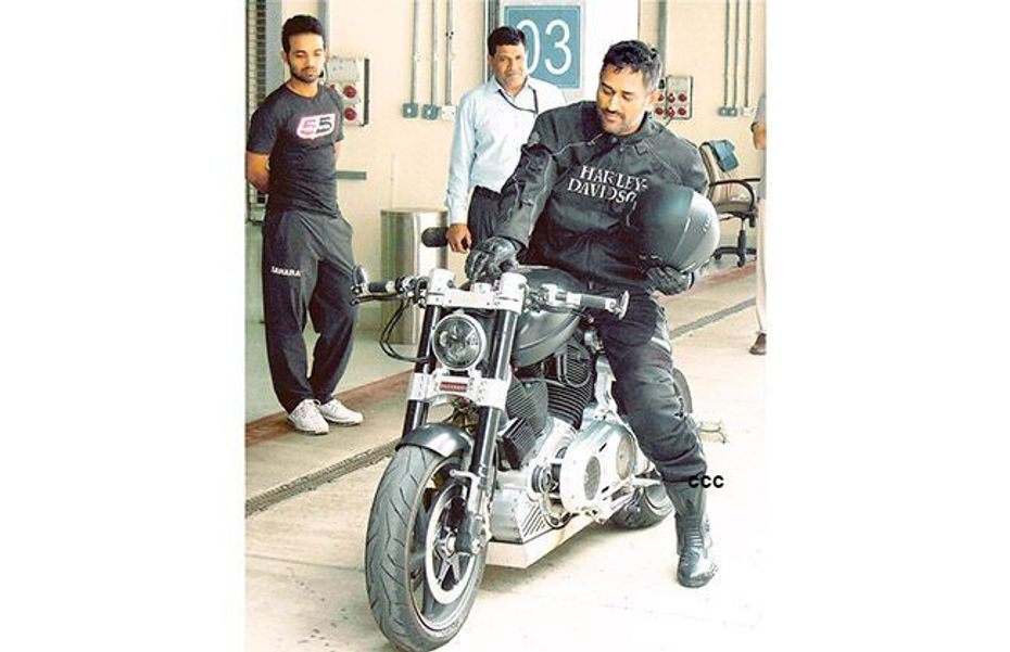Dhoni planning a multi-brand superbike showroom in Ranchi