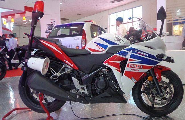 Honda unveils CBR 250R Police Model