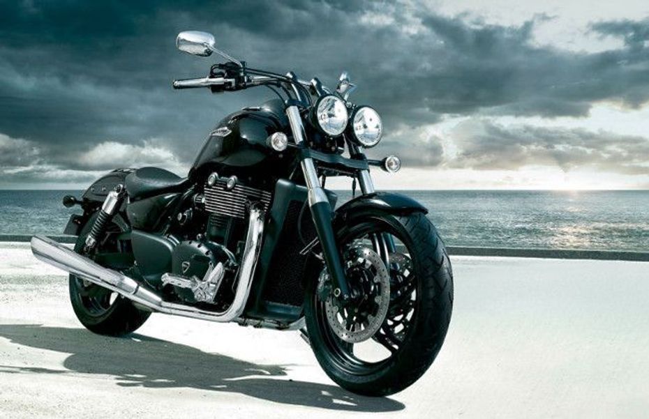 Triumph-Thunderbird-Storm Triumph-Thunderbird-Storm
