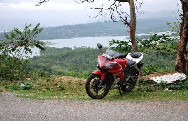 Yamaha R15