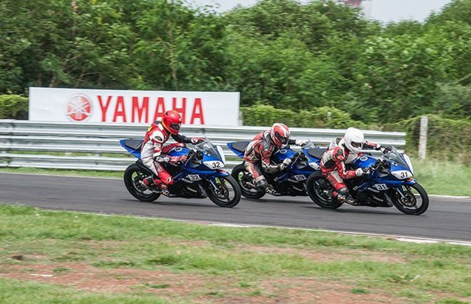Yamaha YZF R15 Yamaha YZF R15
