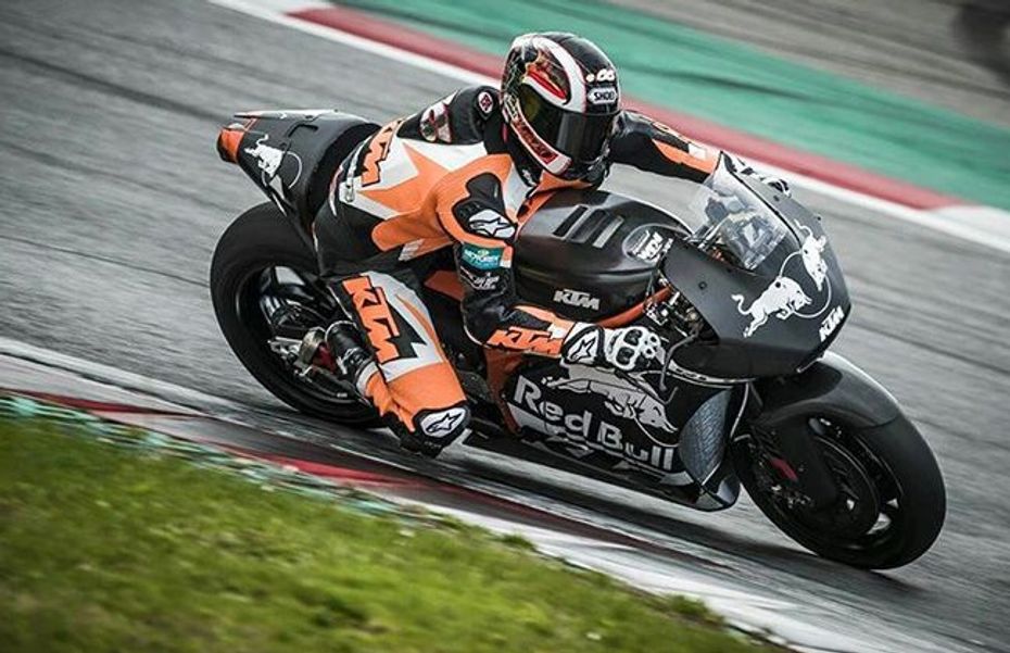 KTM RC16