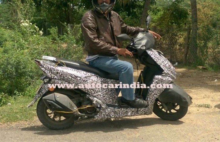 TVS Graphite 125cc scooter