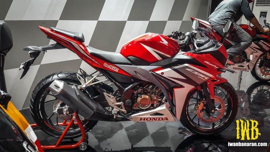 Honda CBR150R Honda CBR150R