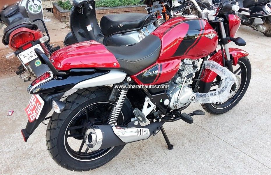 Bajaj V15 Cocktail Wine Red Bajaj V15 Cocktail Wine Red
