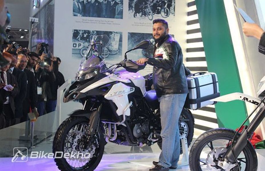 https://www.bikedekho.com https://www.bikedekho.com