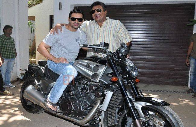 John Abaraham Gifts a Yamaha VMax to Sanjay Gupta