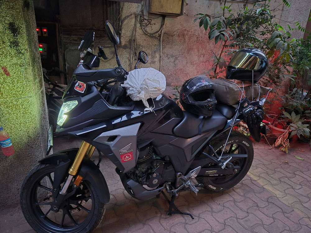 Honda CB200X Price, Mileage, Weight, Specifications