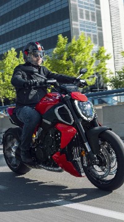 2023 Ducati Diavel V4 Gets Quirky And More Aggressive