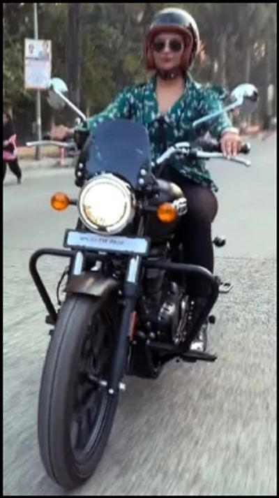 Popular television actress is seen riding a Royal Enfield Meteor 350