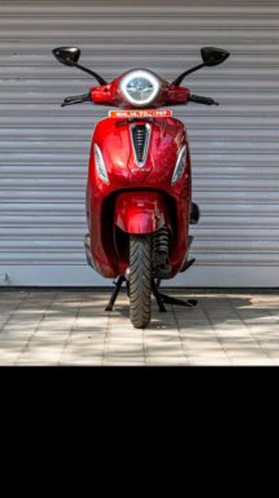 In 8 Pics: Buy Bajaj Chetak At Festive Offer Price Of Rs 1.3 Lakh 