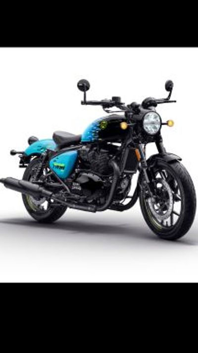 BREAKING: Royal Enfield Shotgun 650 Twin Custom Bobber Unveiled At Motoverse 2023