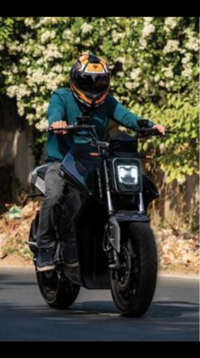 Svitch CSR 762 Electric Bike Launched: In 12 Images