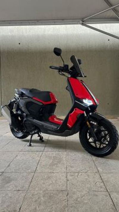 VLF Mobster 135 Launched: Craziest Looking Scooter Ever!